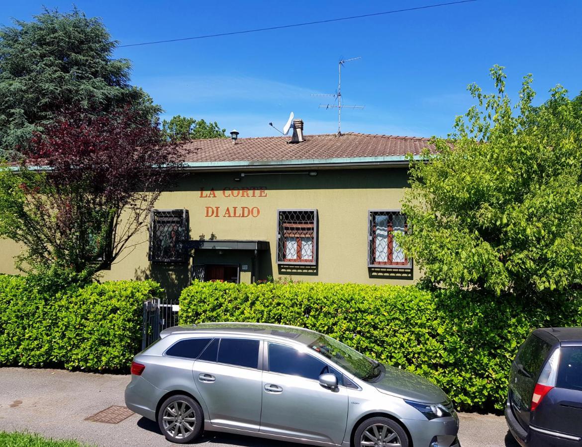 La Corte Di Aldo Rozzano Exteriér fotografie